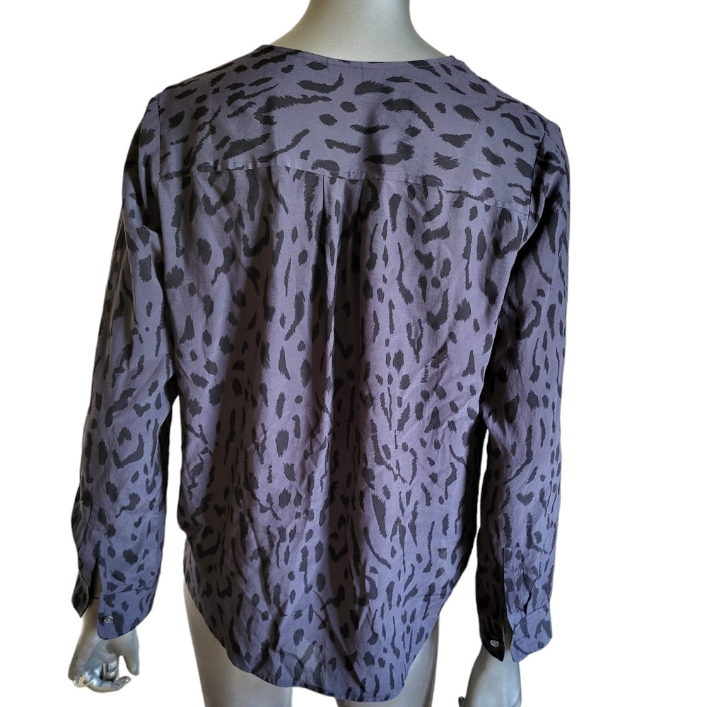 373. Rails Faux Wrap Black & Gray Blouse - Size Medium - Picture 3 of 5